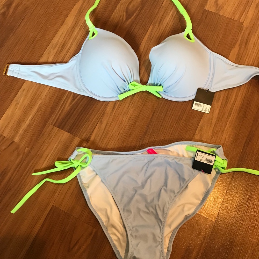 Victoria’s Secret push up bikini